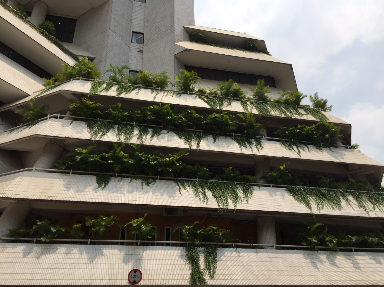 Arquitetura: Contoh bangunan ekologi di Indonesia: Wisma Dharmala