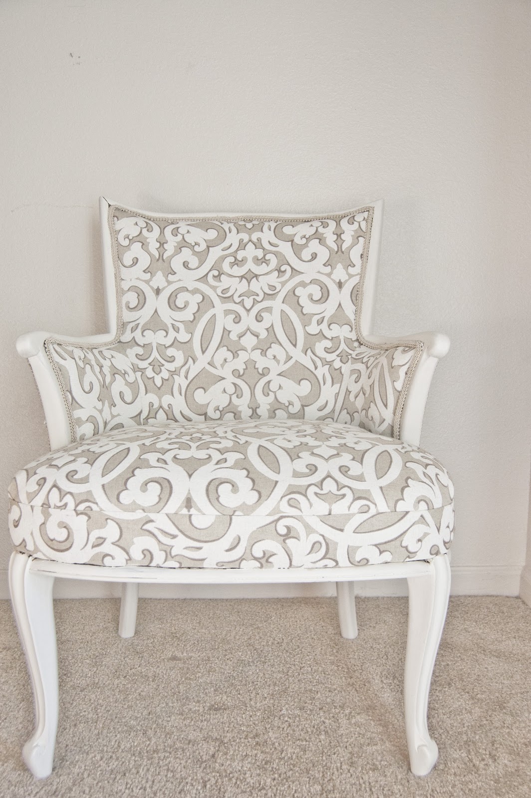 551 east Fresh and Sweet Arm Chair Redo