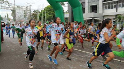 Lomba Lari Maraton 10K HUT Kobi ke-15, Pelari Lombok dan Sumbawa Raih Uang Tunai Rp10 juta