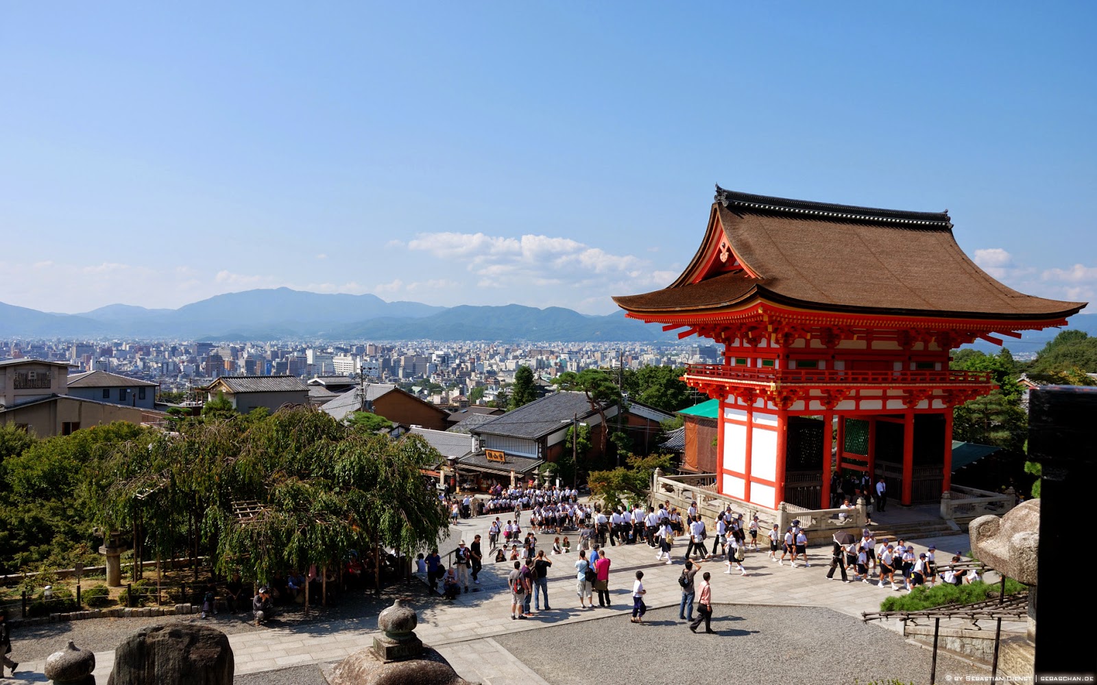Nakashima Gakuen Tempat Wisata Terpopuler di Jepang
