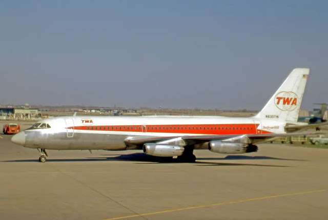 طائرة كونفير Convair 880