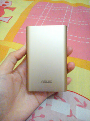 12 Kelebihan Asus ZenPower 10050 mAh