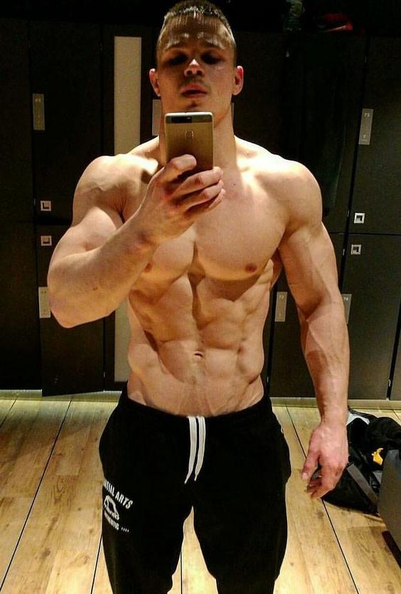 sexy-masculine-muscle-beast-veiny-body-huge-arms-biceps-russian-alpha-male