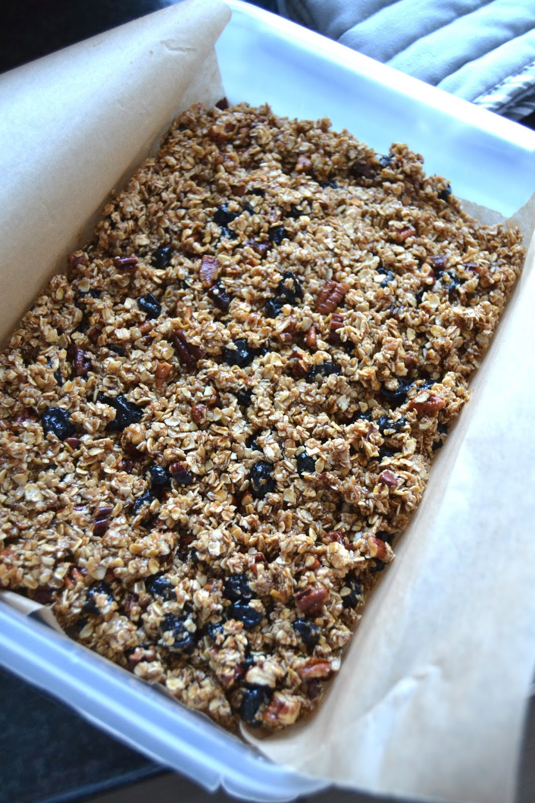 Cakeyboi Blueberry Coconut and Maple Granola Bars