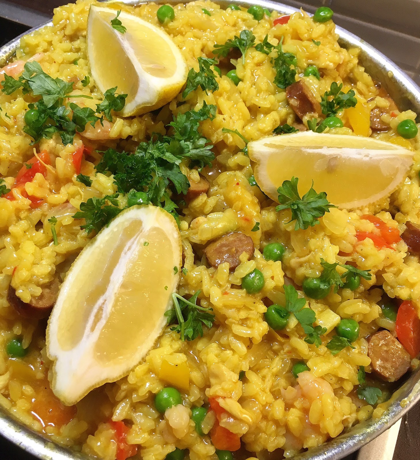 Kanachorizo paella