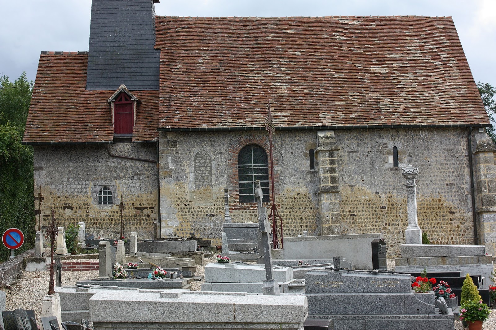 Atlas roman SaintMartindelaLieue Eglise SaintMartin (14)