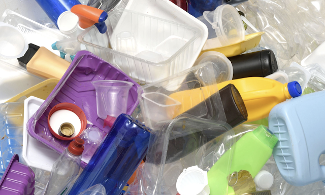 Canada to ban single-use plastics as soon as 2021