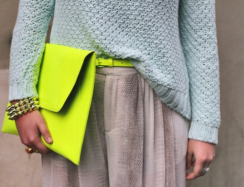 Neon clutch