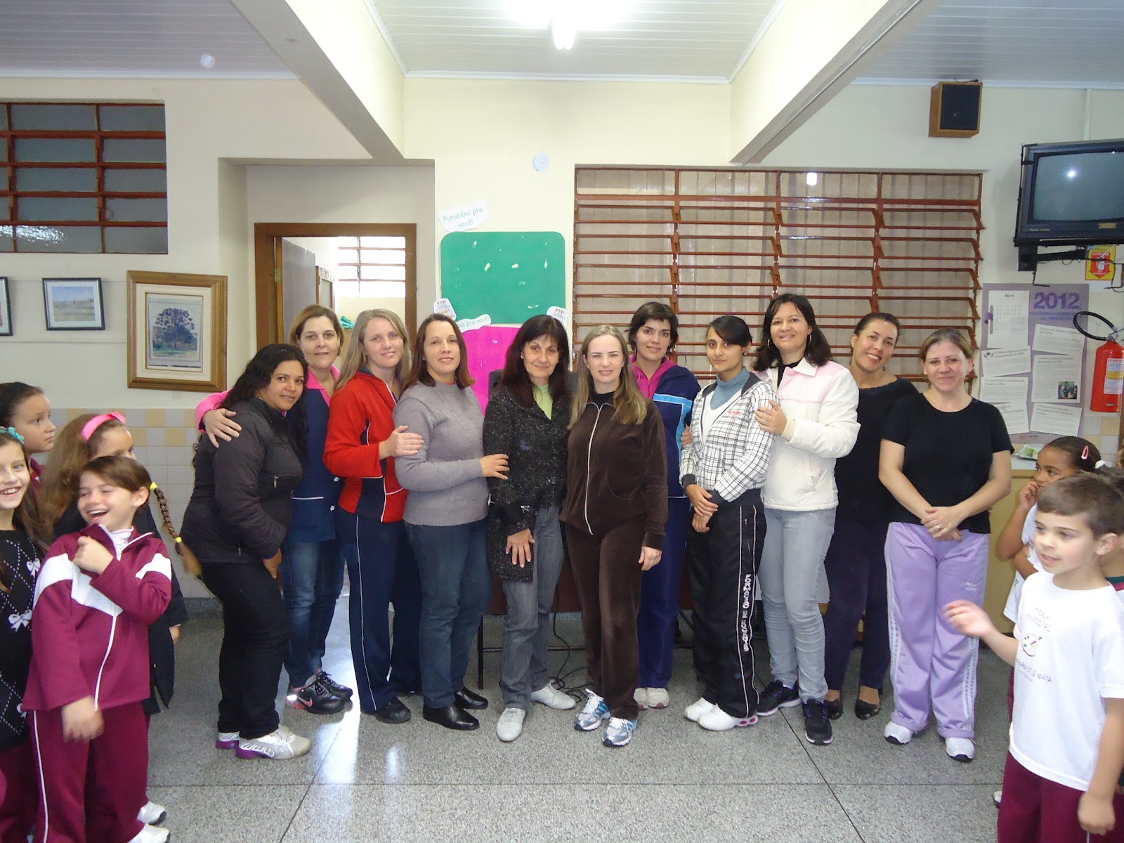 Escola Municipal Theodoro De Bona: Homenagem às Pedagogas
