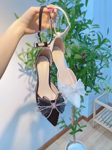 Mẫu nơ bướm Hot Trend 20 f9f57a4ee 1475 4757 a870