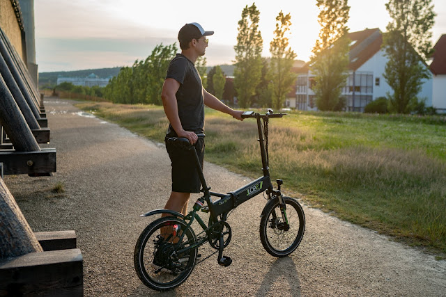 Llobe E-Bike City 3 | kompaktes  20“ Falt-E-Bike für unterwegs | Klapp-E-Bike | Falt-Pedelec | E-Mobilität in der Stadt und auf Reisen. 02