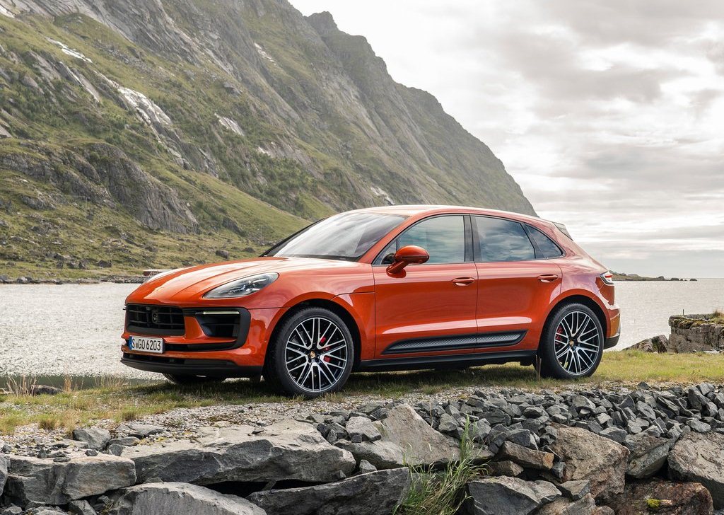 2022 Porsche Macan S