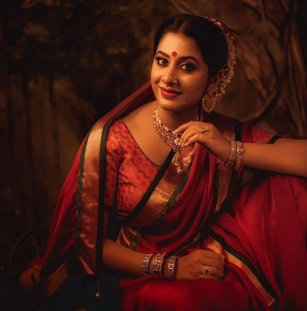 Jyothi Krishna Malayalam Actress Photoshoot Pics 81