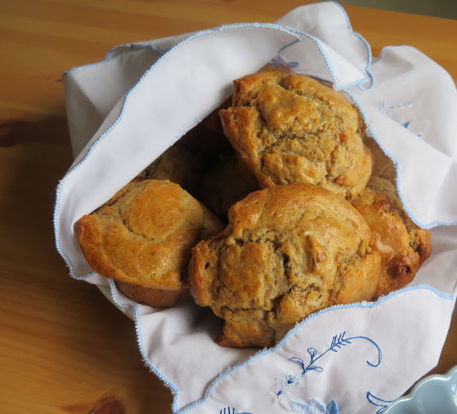 Sugar-Free Banana Nut Muffins