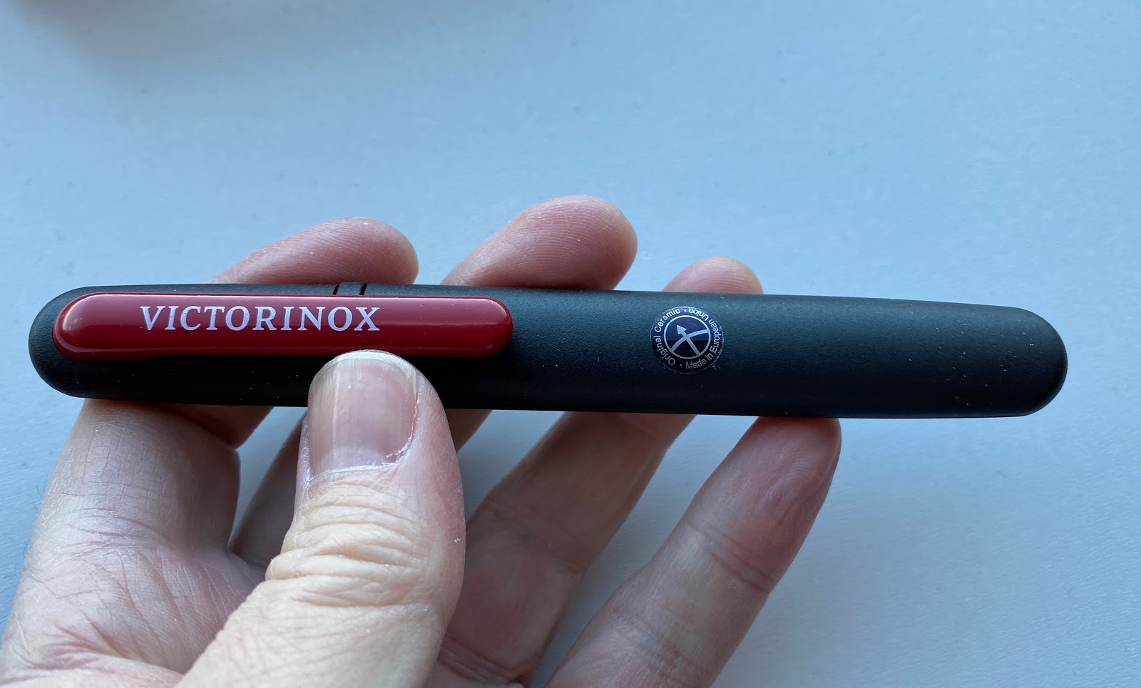 Review Victorinox Dual Knife Sharpener