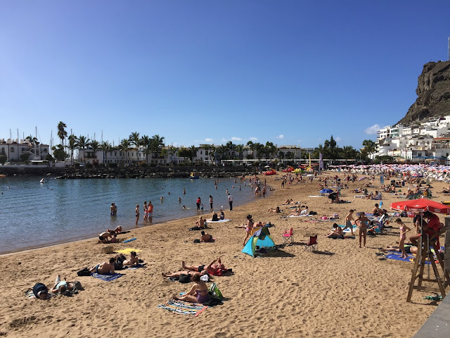 playa mogan gran canaria