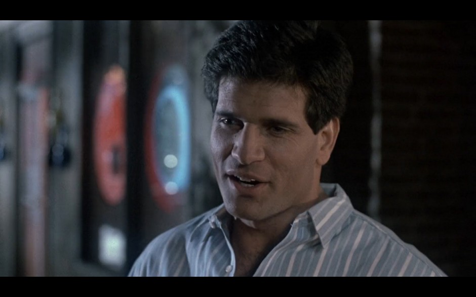 ELVIRA: A RAINHA DAS TREVAS (DUAL ÁUDIO/720P/1080P) – 1988 FormatFactory3