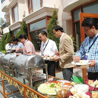 outdoor-office-residence-caterers-in-delhi