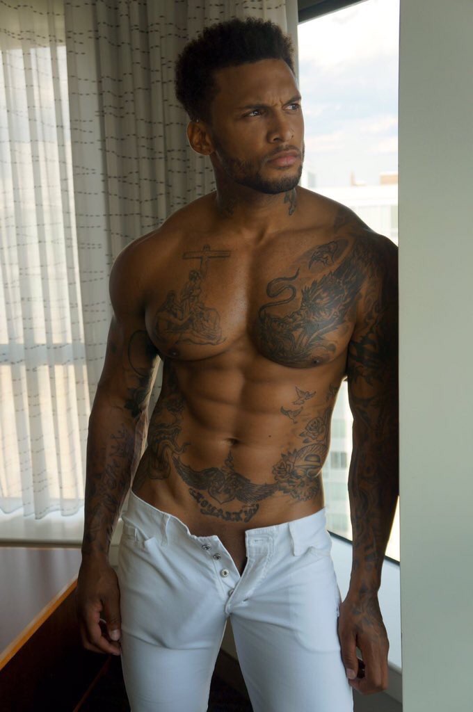 THE MALE CELEBRITY FAMOUS MALE PICTURE BLOG: David Mcintosh - White