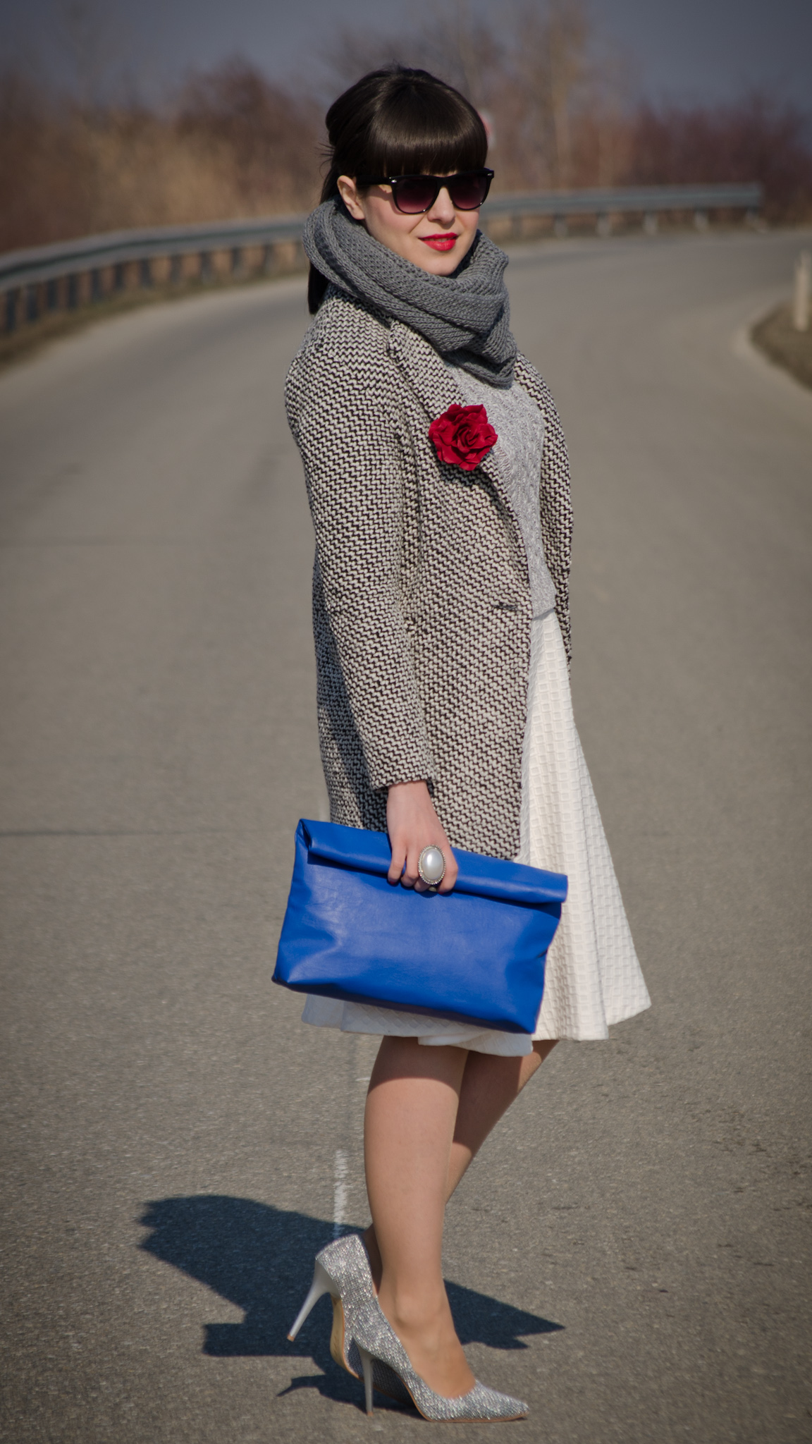 white full circle h&m skirt grey sweater sheinside coat scarf grey sparkly heels cobalt blue clutch new yorker