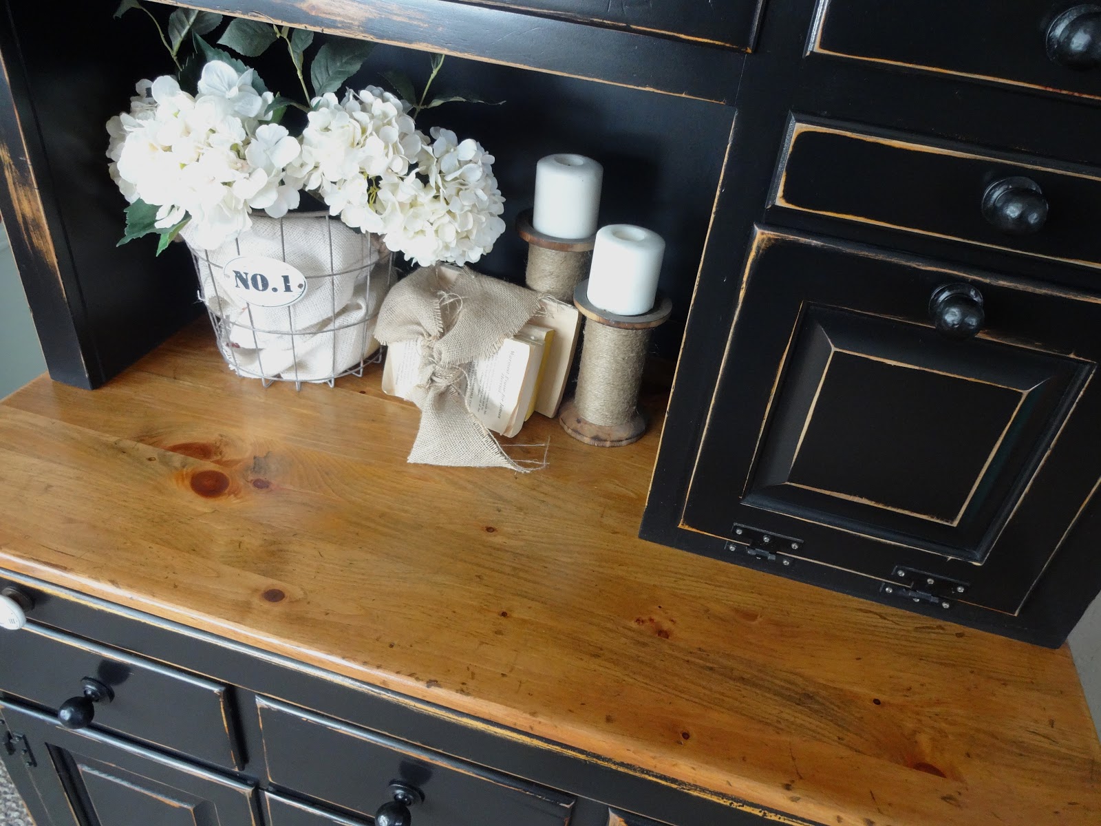 устранить царапины на столешнице