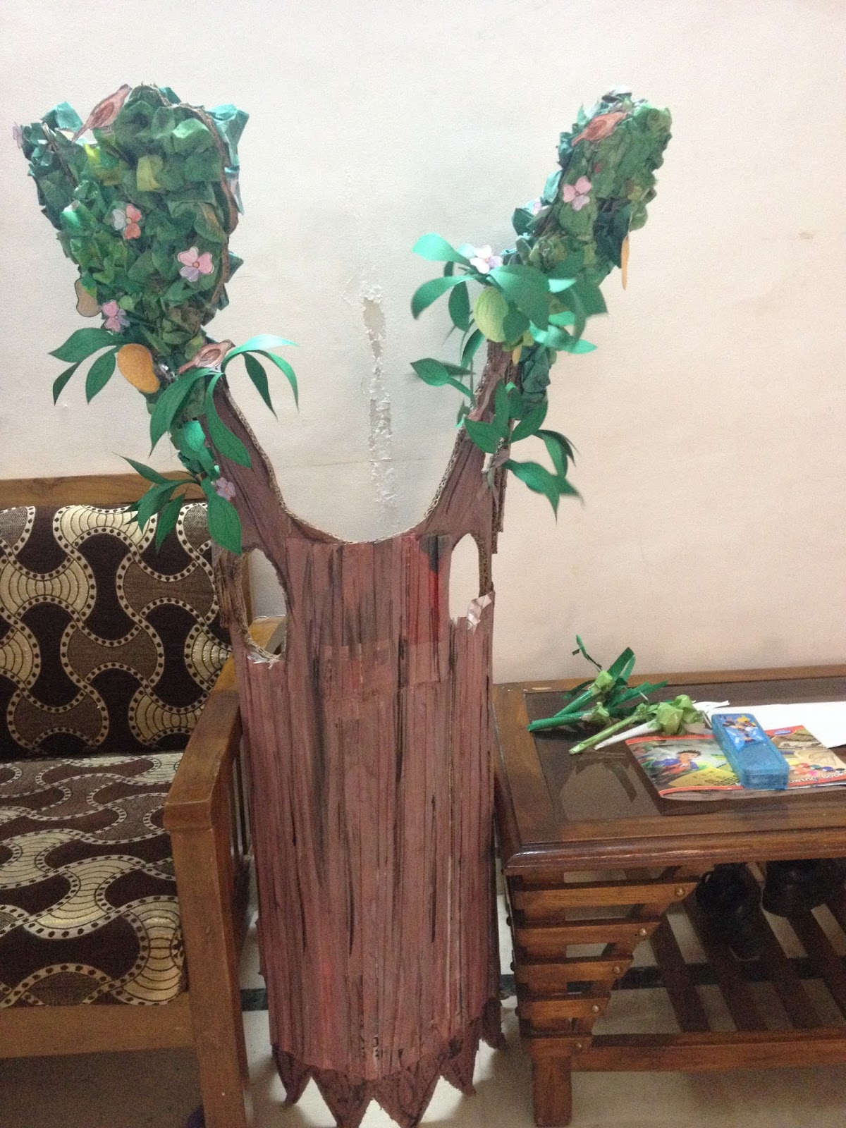 Great Ideas and Positive Thoughts!!: GO GREEN - A Tree for Fancy Dress ...
