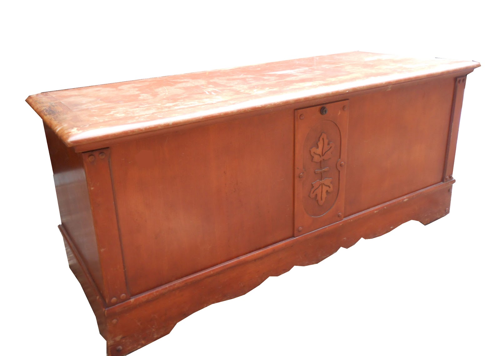 Uhuru Furniture & Collectibles Vintage Lane Cedar Chest SOLD