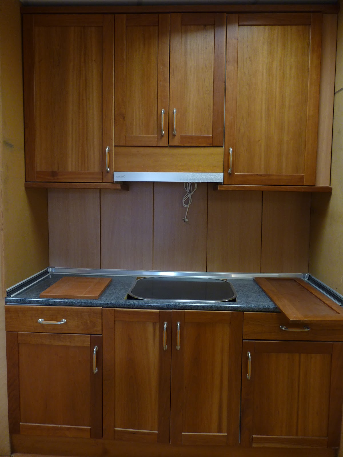 MUEBLES LUIS: Cocinas