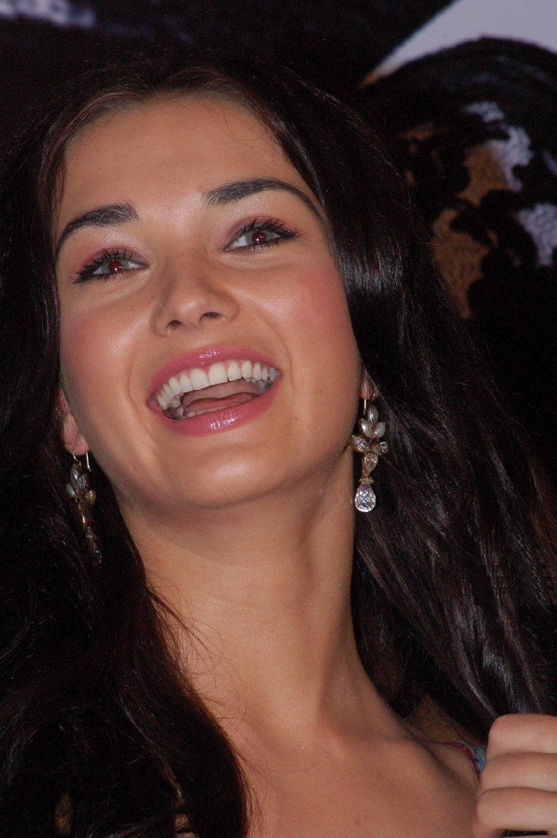 Amy Jackson HD Wallpapers | HD Wallpapers | Download Free High ...