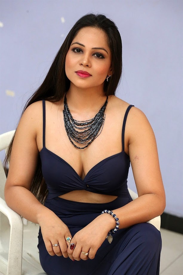 Zaara Khan at Durmargudu Movie Trailer Launch