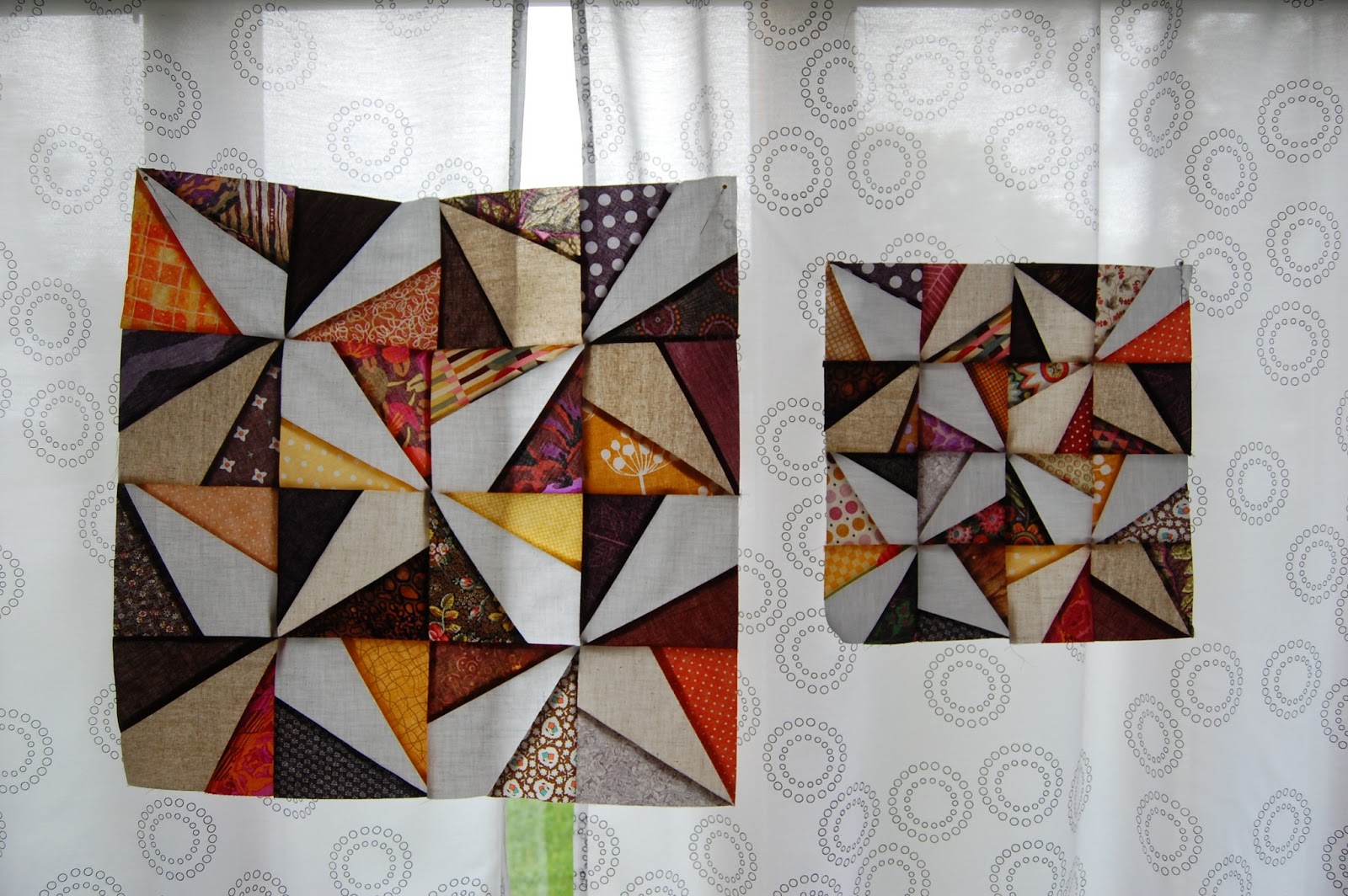 пэчворк вертушка. пэчворк вертушка. пэчворк вертушка. флик-фляк пэчворк. квилт блок мельница.