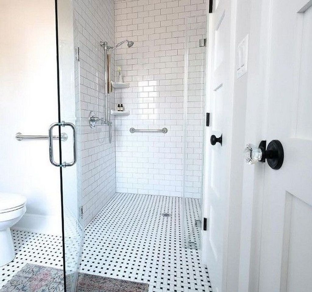35 Incredible Curbless Shower Ideas For House