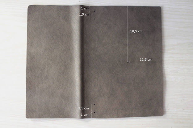 come-fare-un-agenda-midori-cover-diy-fori