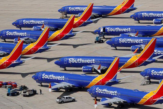 Southwest Airlines Sells 20 Boeing 737s To Raise $815 million