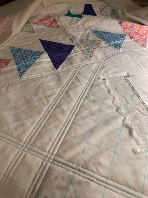 Tish's Adventures in Wonderland: Flying Geese Baby Quilt TGIFF Party