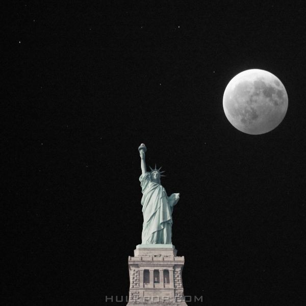 xxiuk – Liberty Island, New York – Single