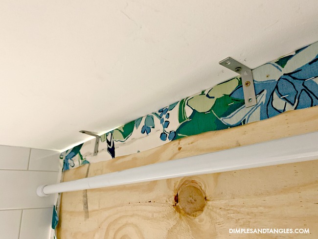 Make Draperies and a Wooden Cornice for a Shower