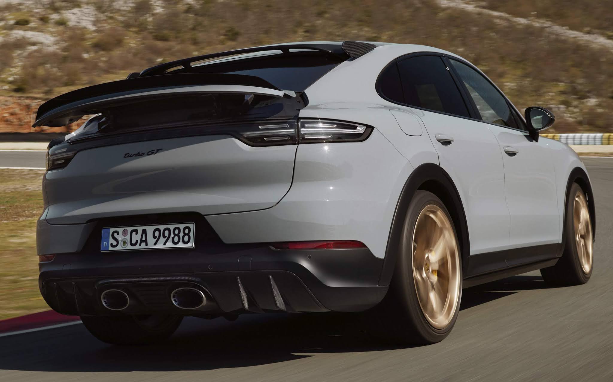 Novo Porsche Cayenne Turbo GT chega ao Brasil preço R 1.199.000