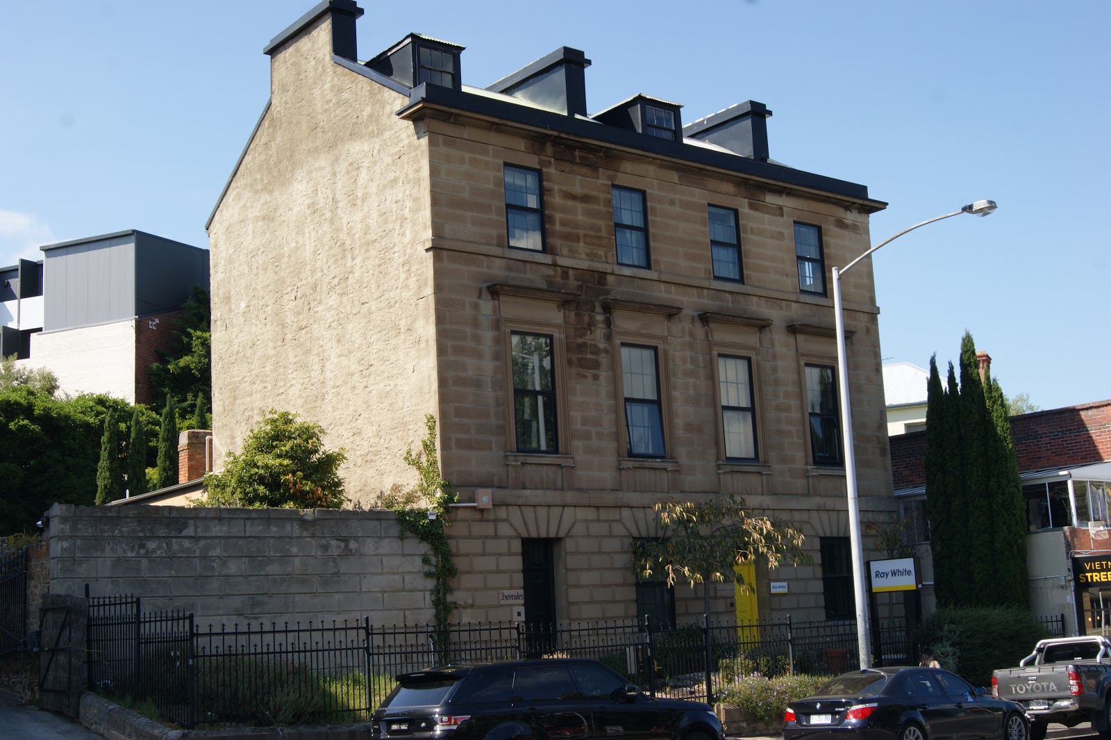 On The Convict Trail Elizabeth St Townhouse, North Hobart