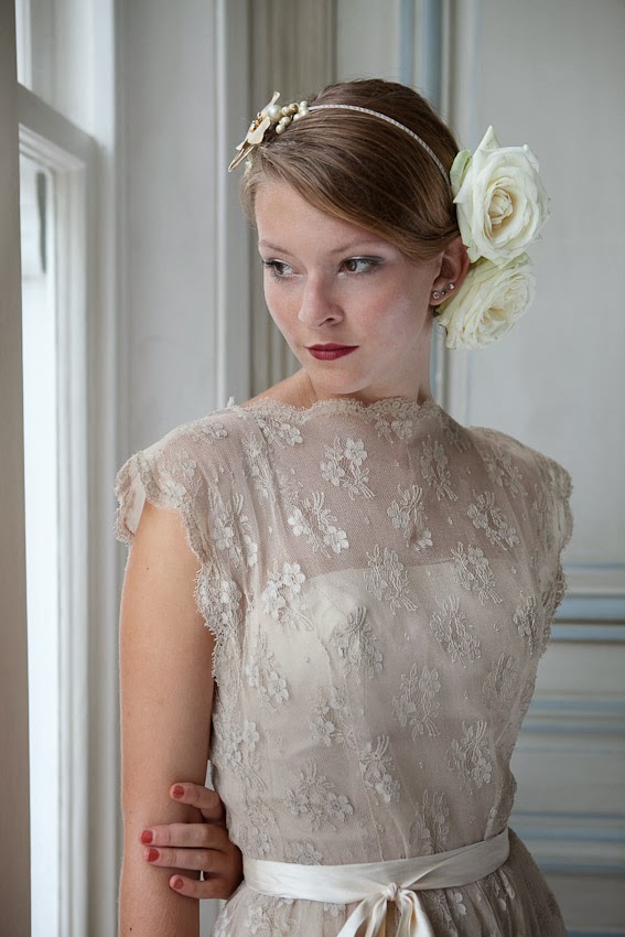 Charming Lace Vintage Fashion Modest Wedding Dresses