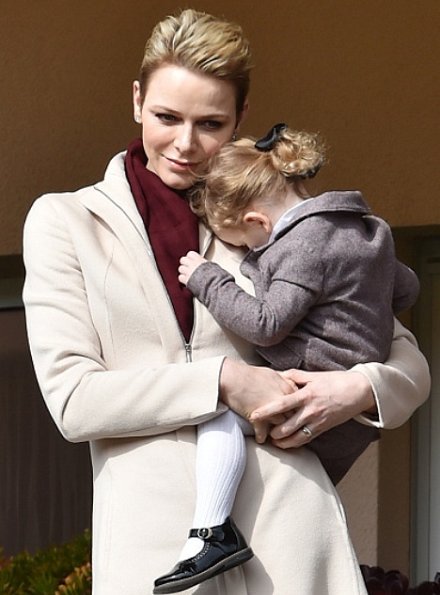 https://1.bp.blogspot.com/-uIhVk0h2s7g/WM0TEdSYN0I/AAAAAAABVWo/YY_EH1JkvO0XfPCxvPEMJqFOZGWAj6C-wCLcB/s600/Princess-Charlene-Princess-Gabriela-2.jpg