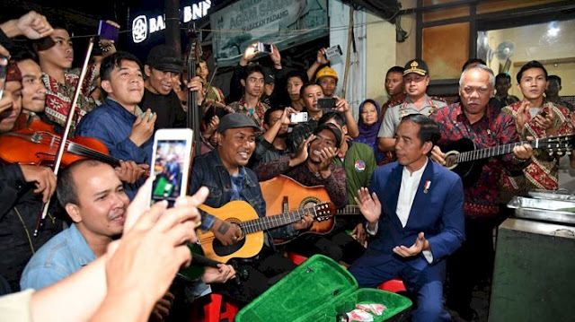 Ketika Air Mata Mahasiswa dan Darah Wamena, Dijawab Konser Istana