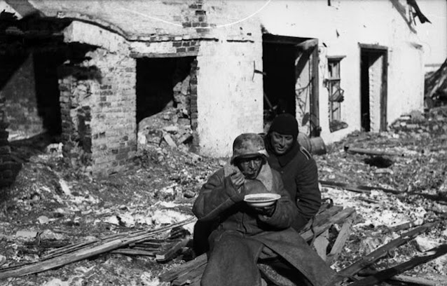 The Kholm pocket, 5 May 1942 worldwartwo.filminspector.com