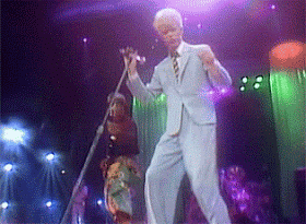 ★ DAVID BOWIE - Discografía confitada ★ Tonight (1985) y Never let me down (1987). Un mal día lo tiene cualquiera. - Página 18 David-Bowie-GIF-downsized_large