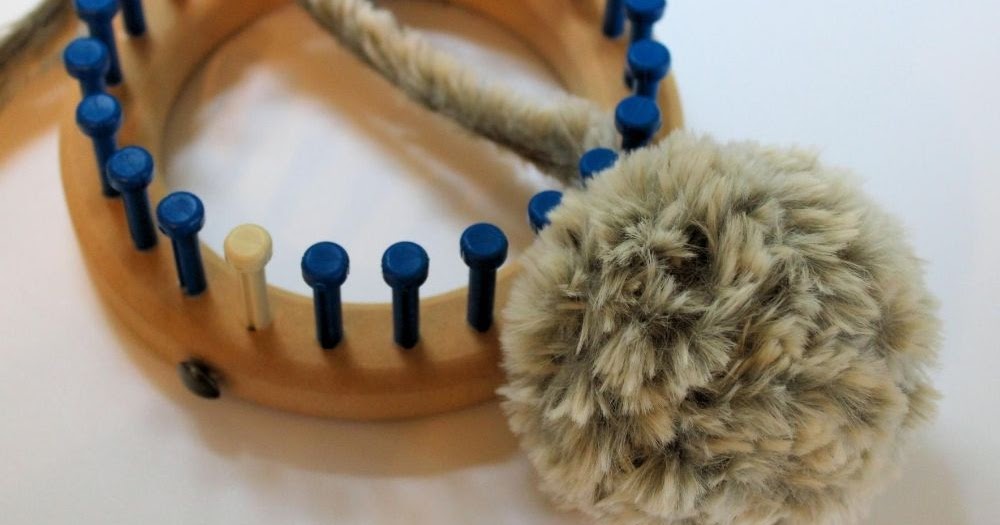 The Loom Muse How to Loom Knit a Faux Fur Pom Pom 10Min
