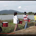 Video Ketika Suara Drumband Berpadu Dengan Latar Danau Payak dan Gunong Mang yang Belum Mengering