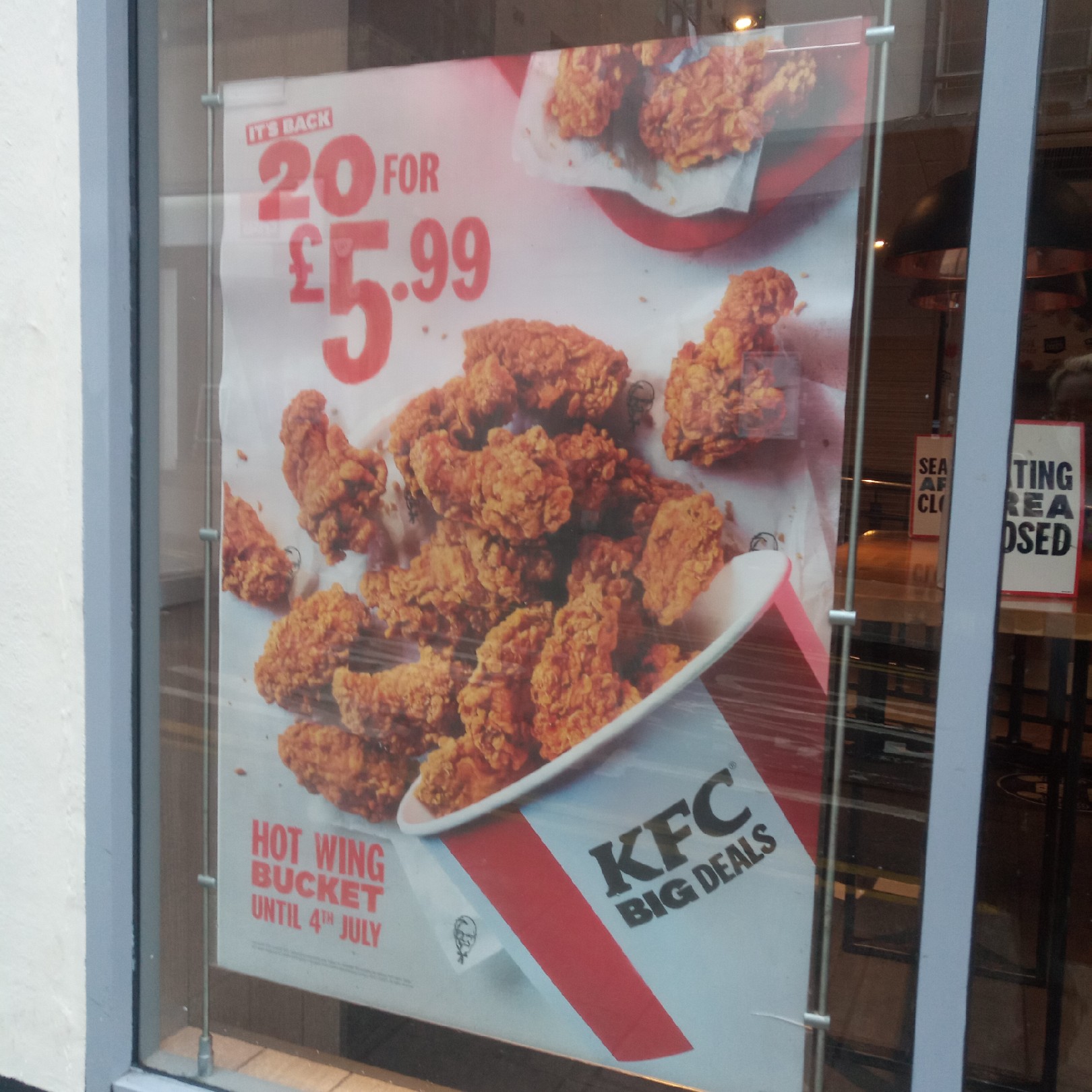 Supersupergirl's Food Reviews My good old KFC in England