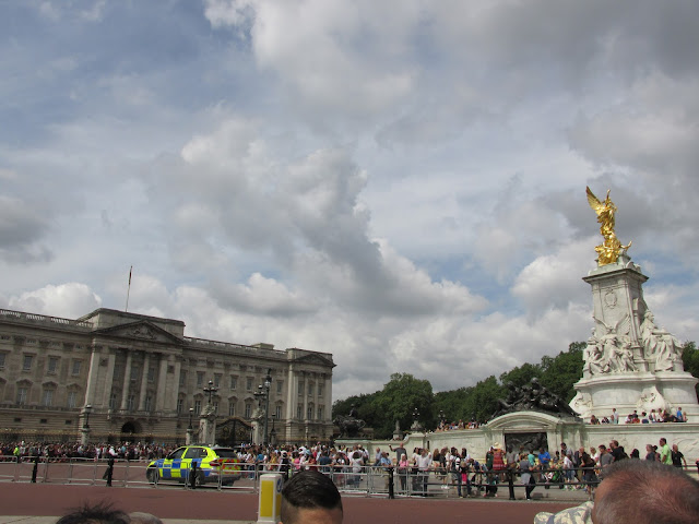 10 things to do in London, Buckingham Palace