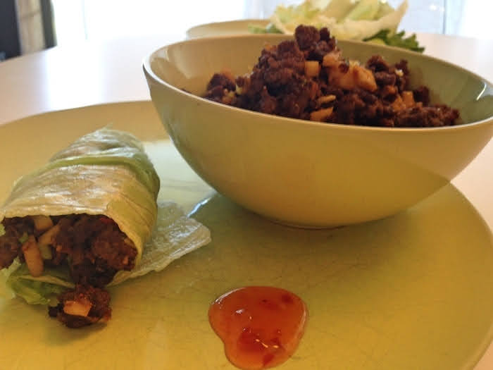 Asiatische Salat Wraps