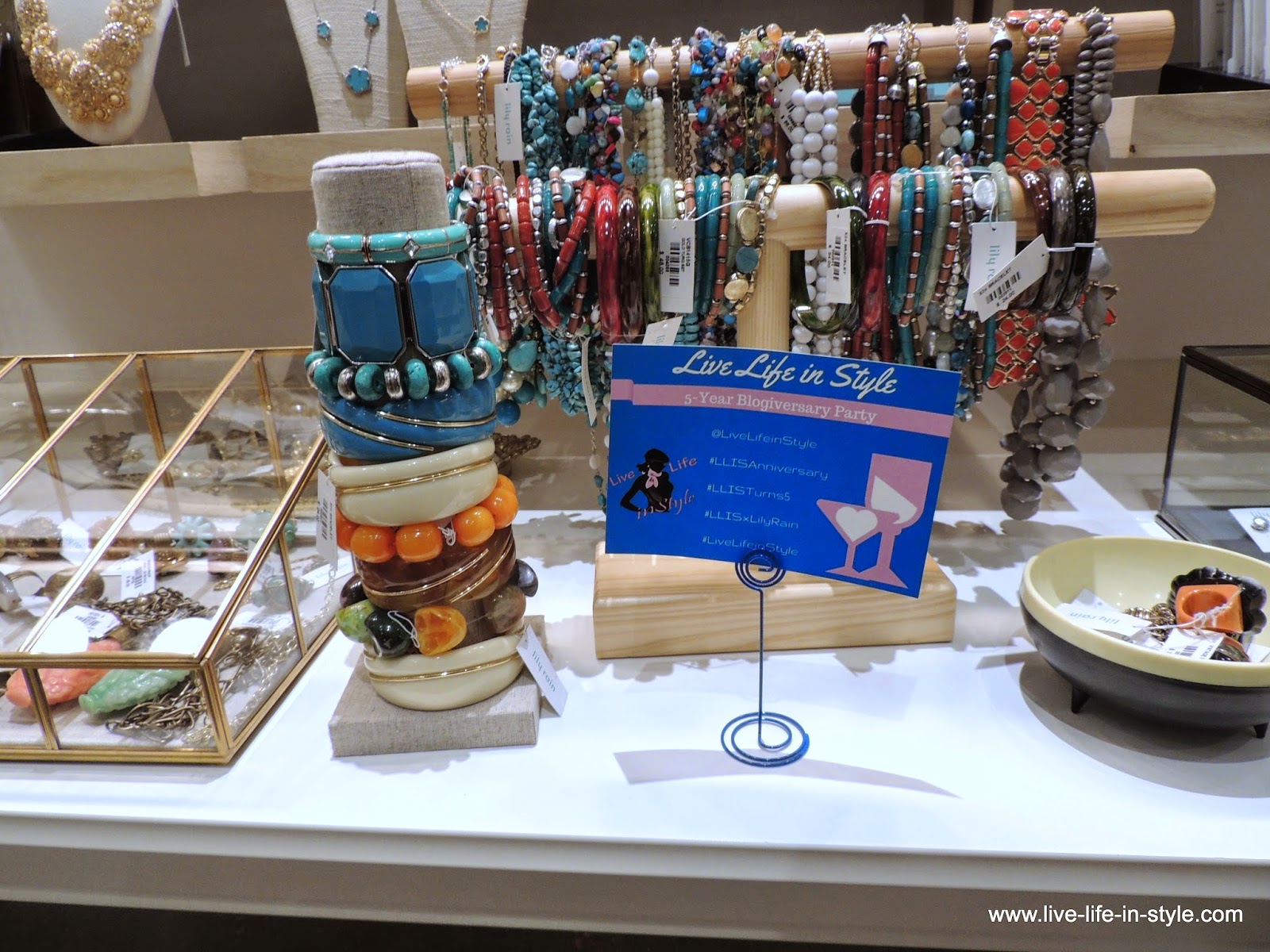 SHOP LOCAL, SHOP SMALL Houston Shops To Visit This Holiday Season